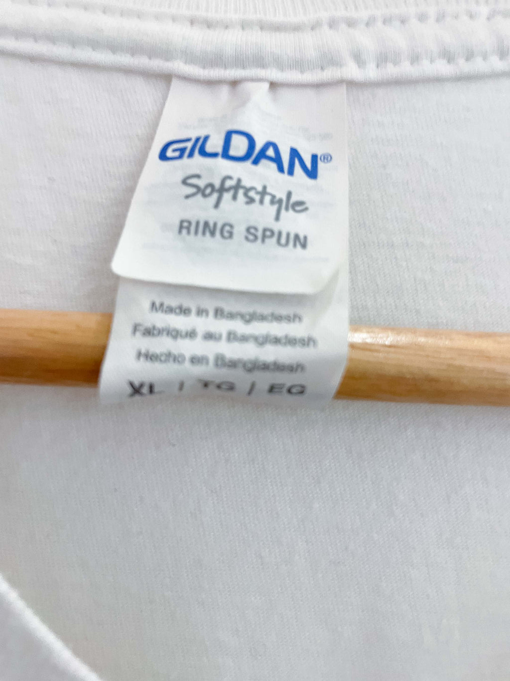 Vintage Gildan wild and free graphics white tshirt size XL