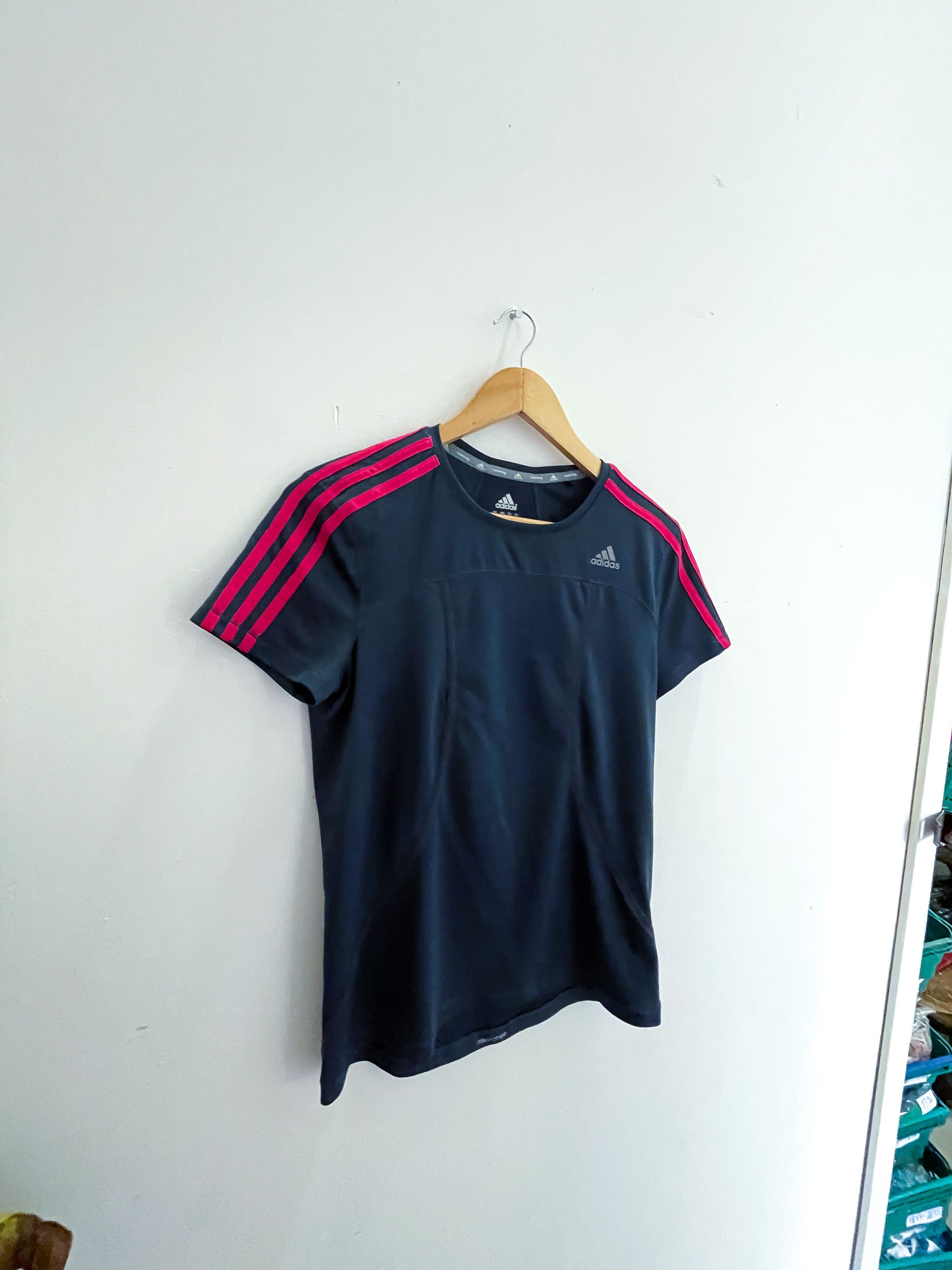 Vintage Adidas climalite running navy blue large tshirt