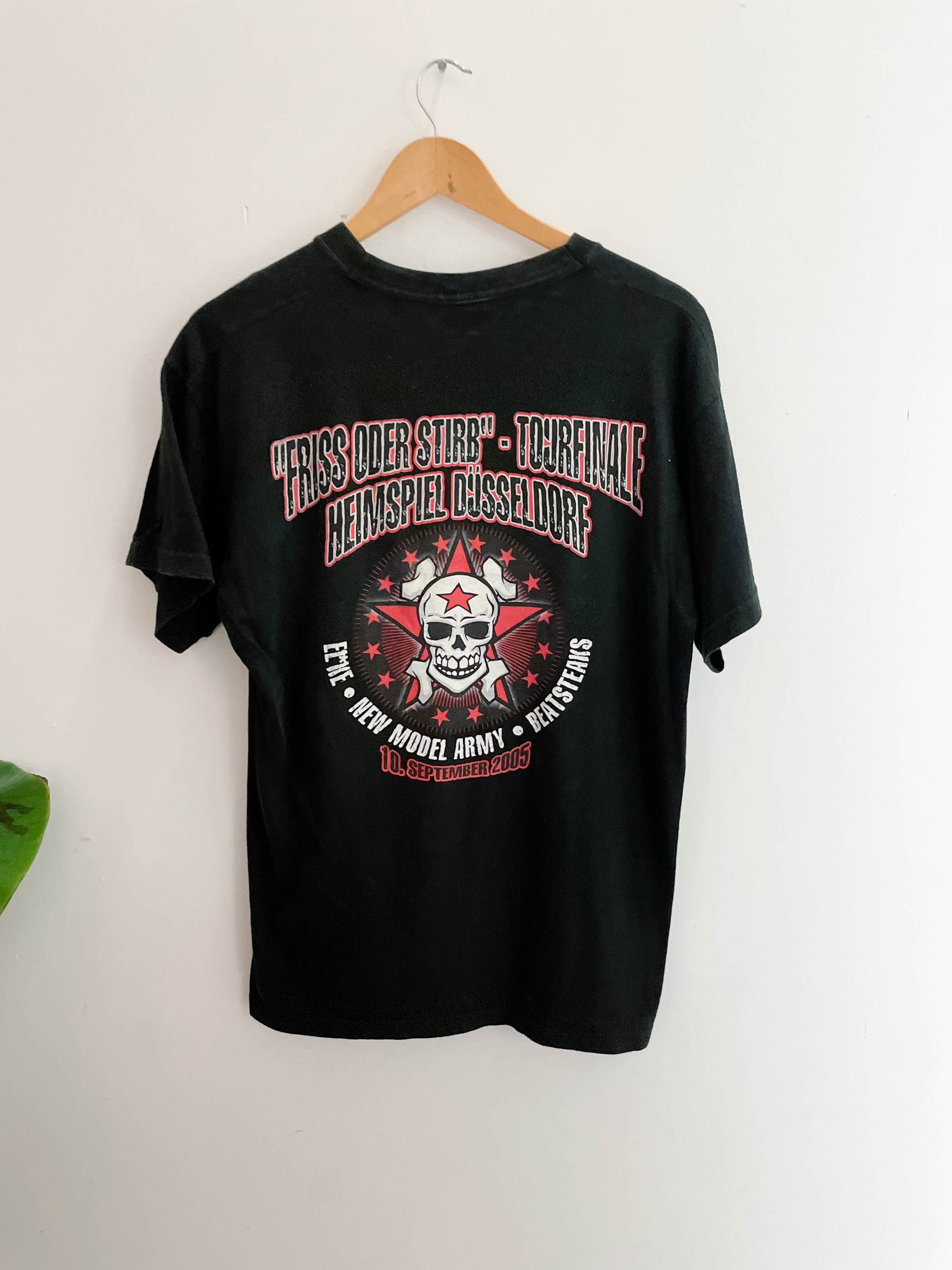 Vintage black medium DIE TOTEN HOSEN “Heimspiel” Hard Rock Punk Band T-Shirt