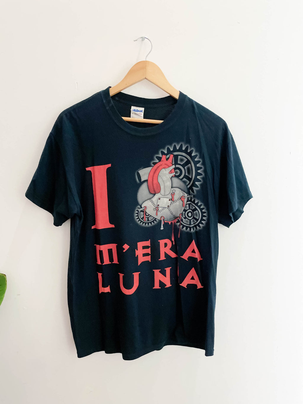 Vintage mera luna graphics black medium tshirt