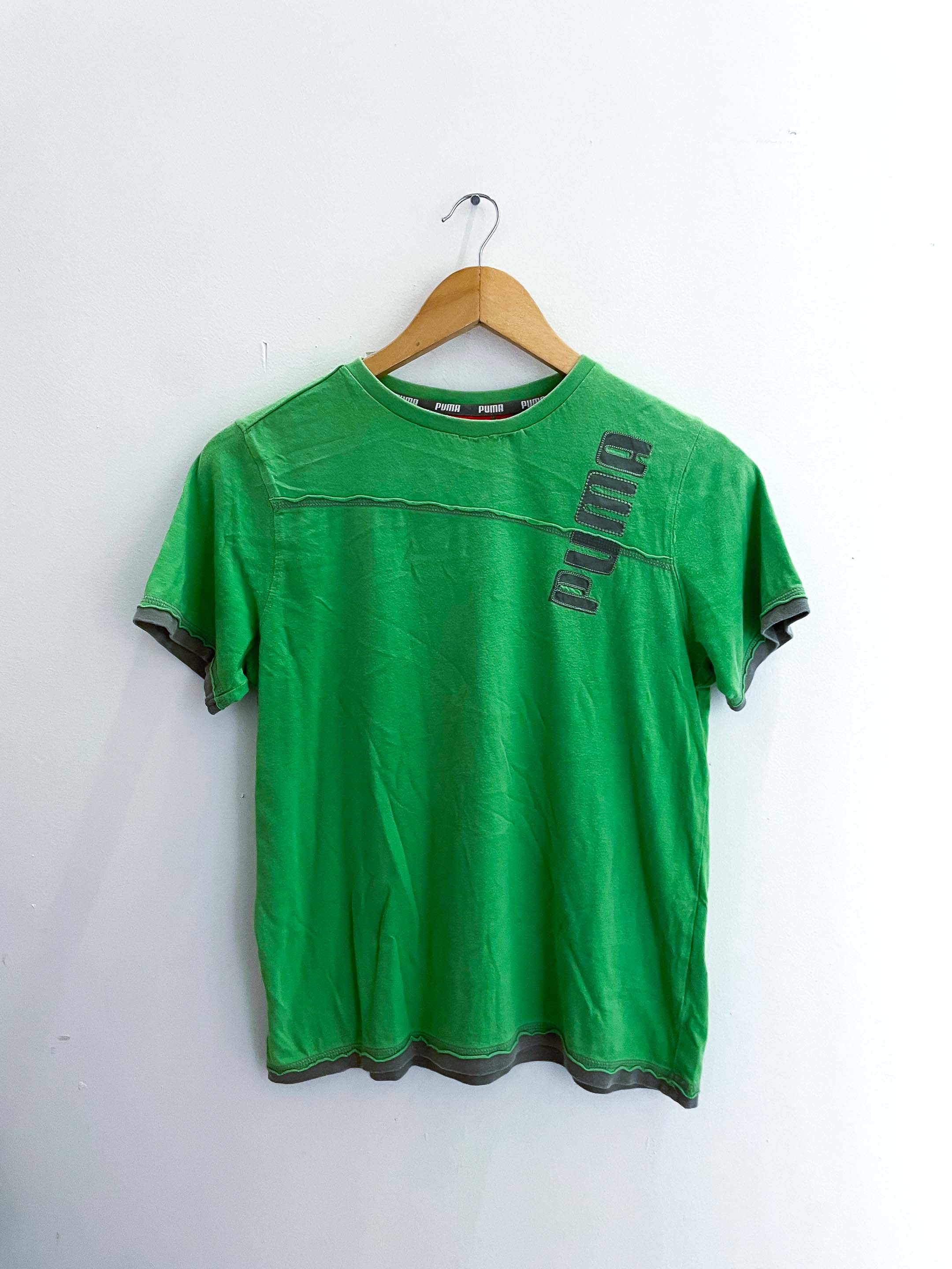 Vintage green puma large tshirt