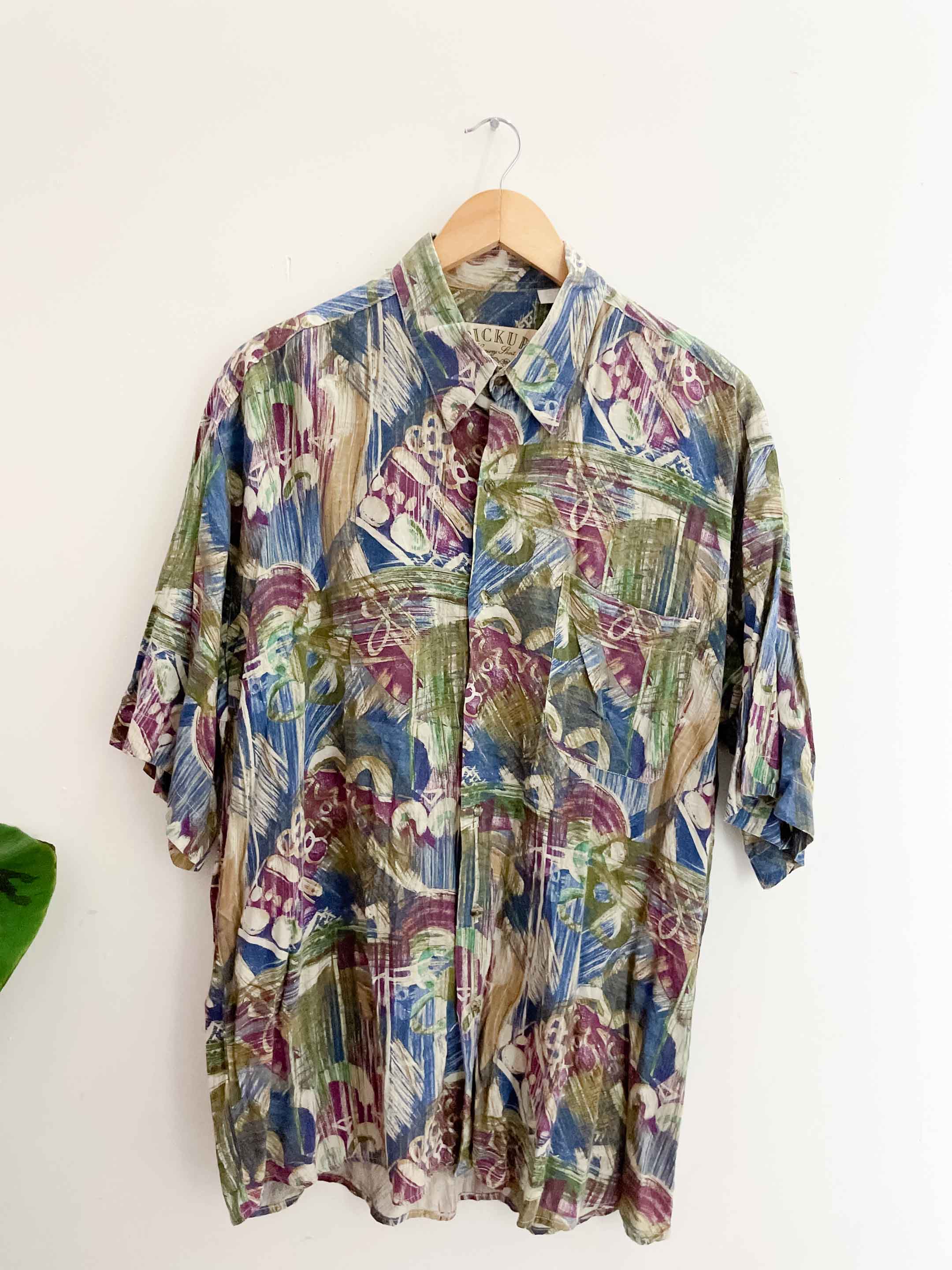 Vintage pick up multi patterned short sleeve shirt size L