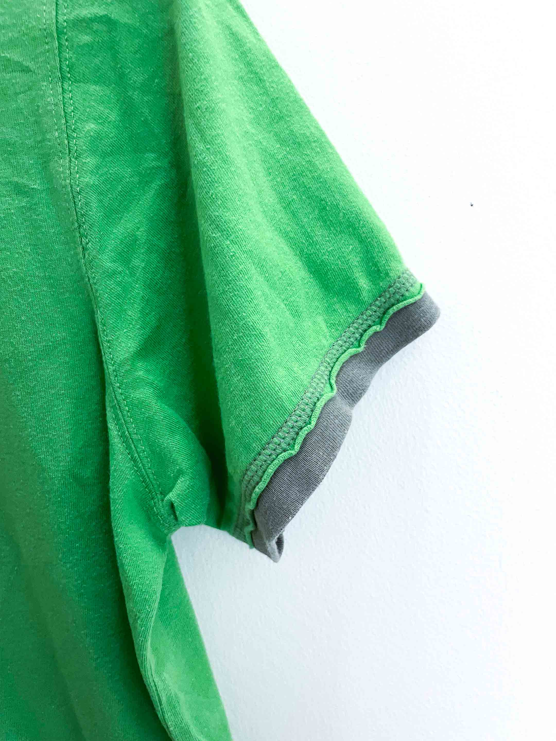 Vintage green puma large tshirt
