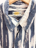 Vintage mens stripe print blue and white large short sleeve shirt