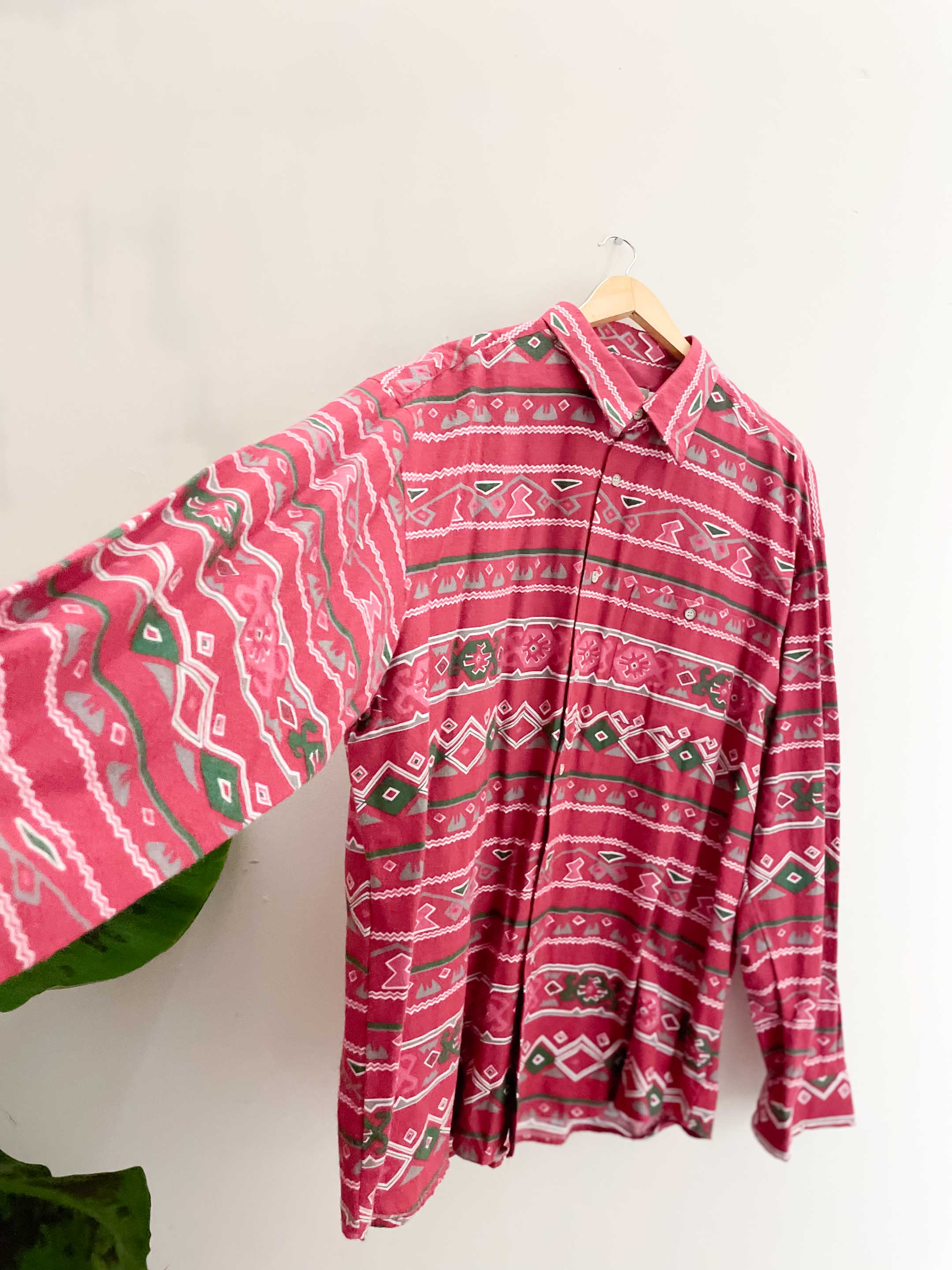 Vintage red abstract printed pattern long sleeve shirt size XL