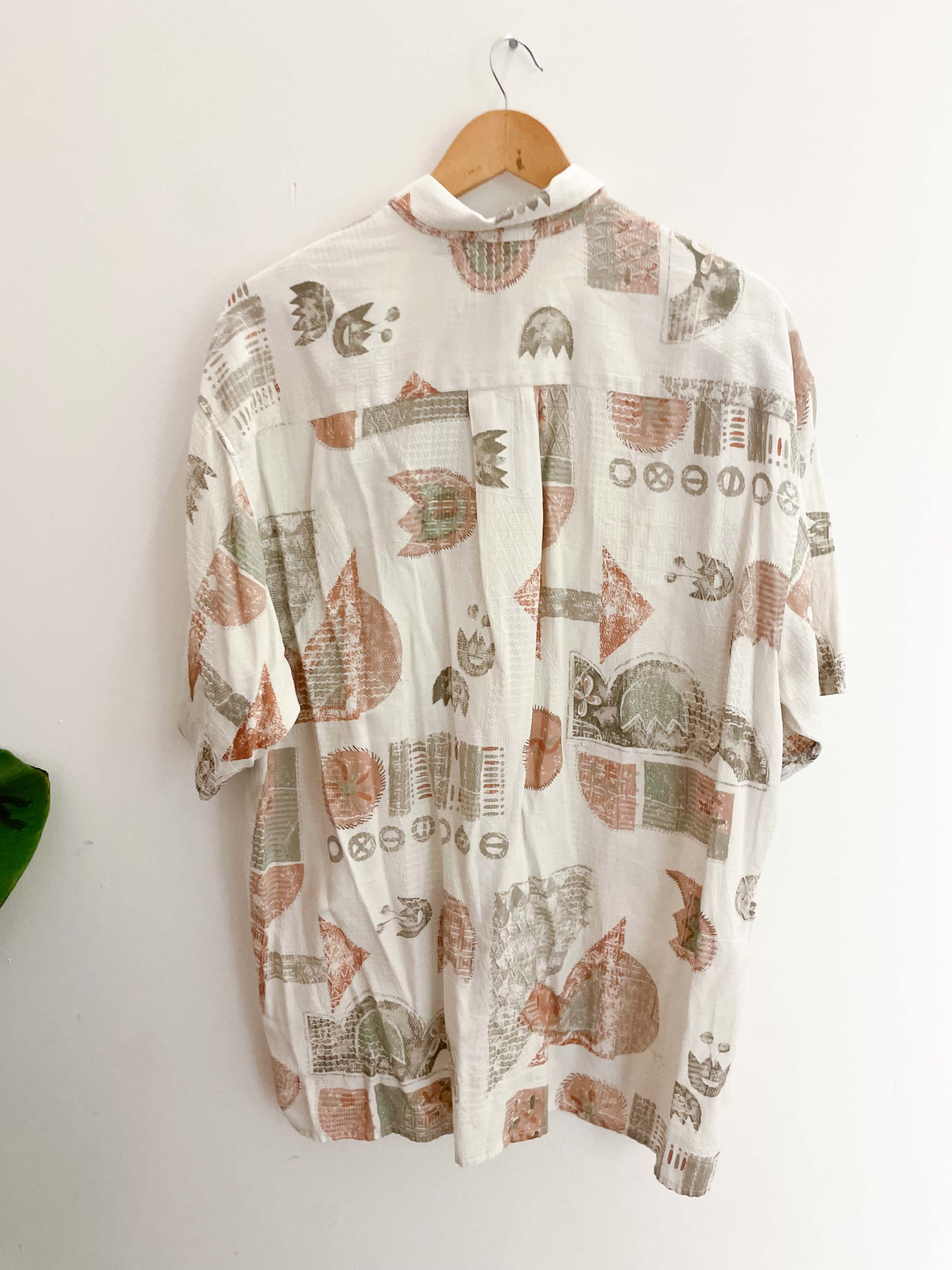 Vintage cream abstract pattern short sleeve mens shirt size XL