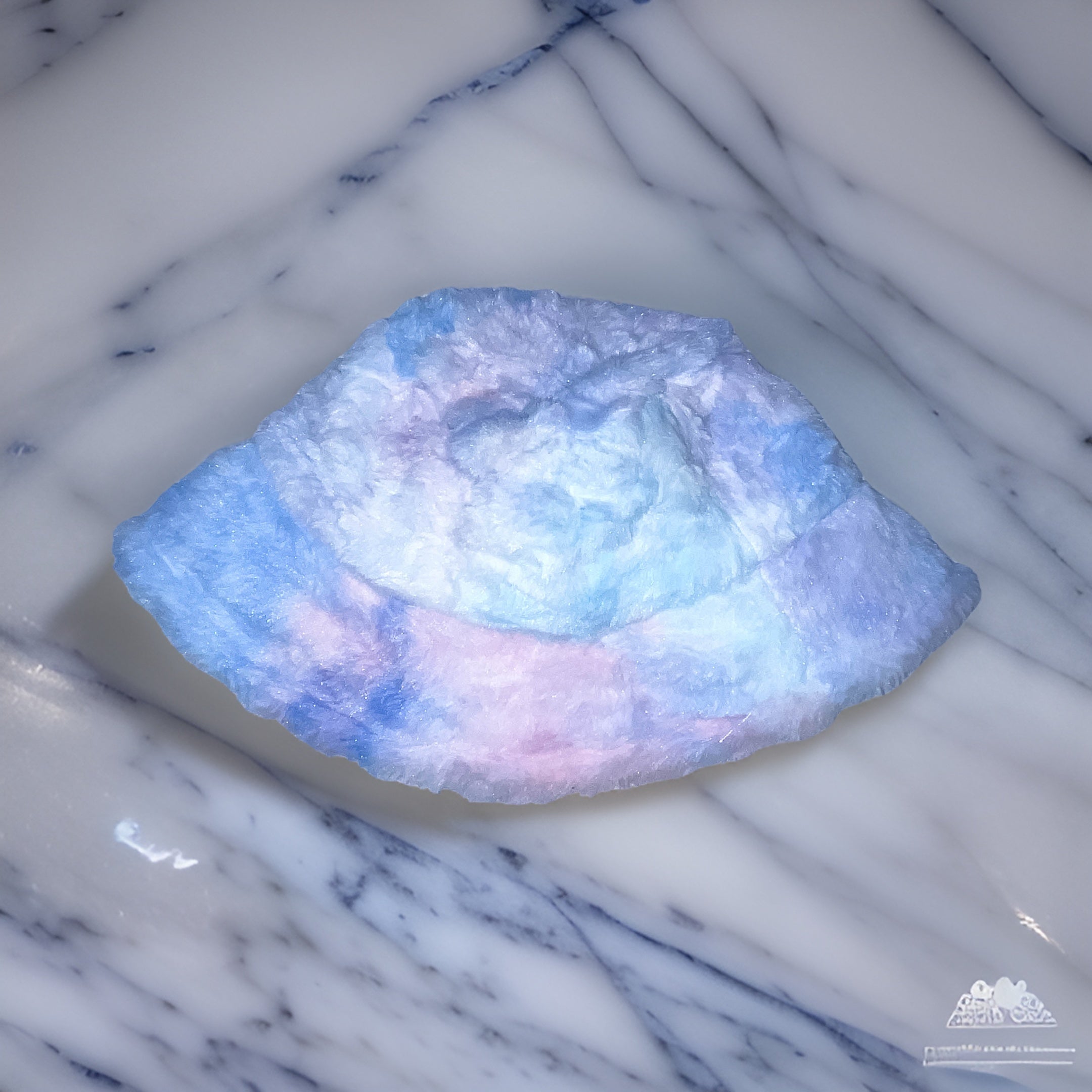 Vintage fluffy rainbow bucket hat