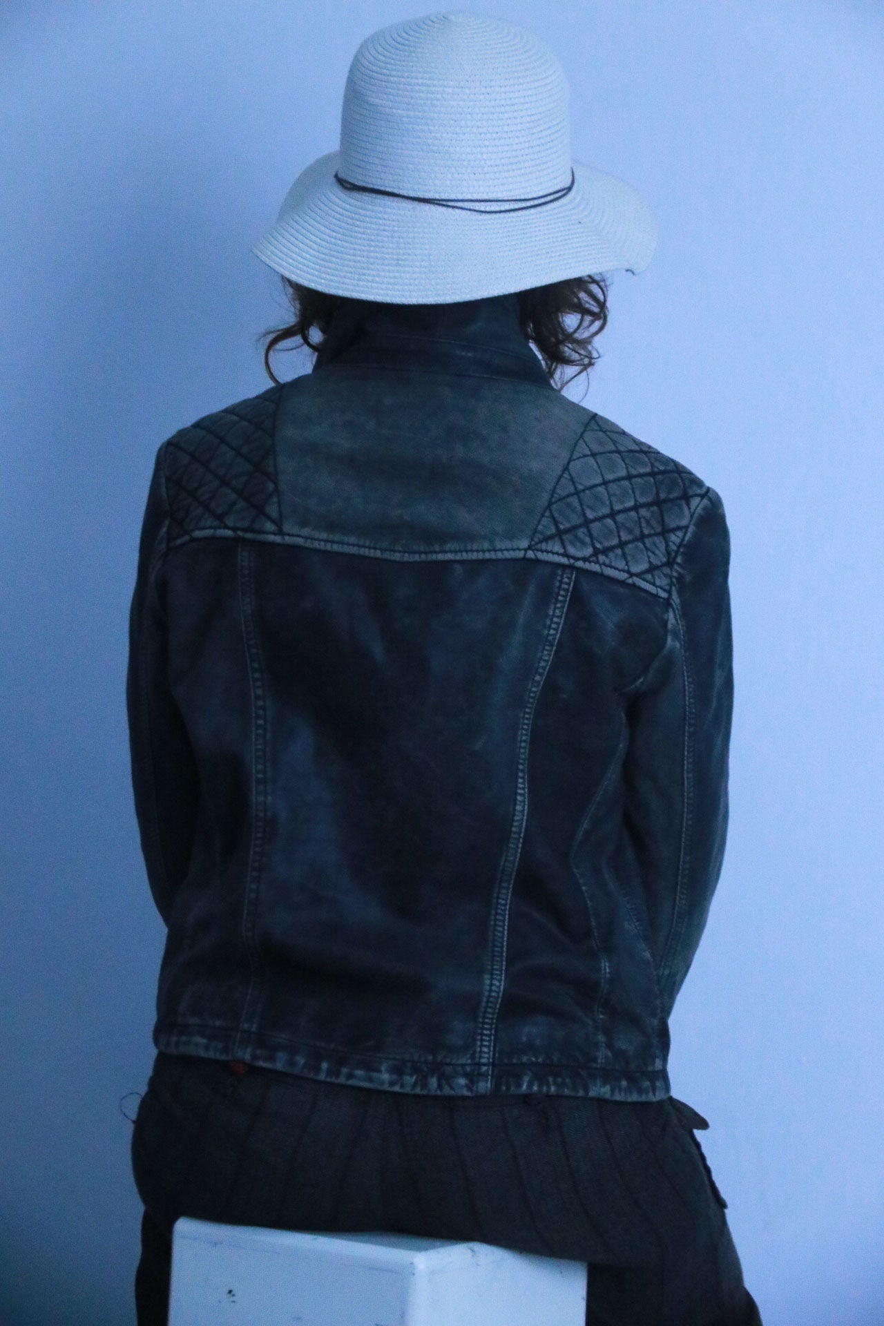 Rubynee Vintage thick brown leather jacket