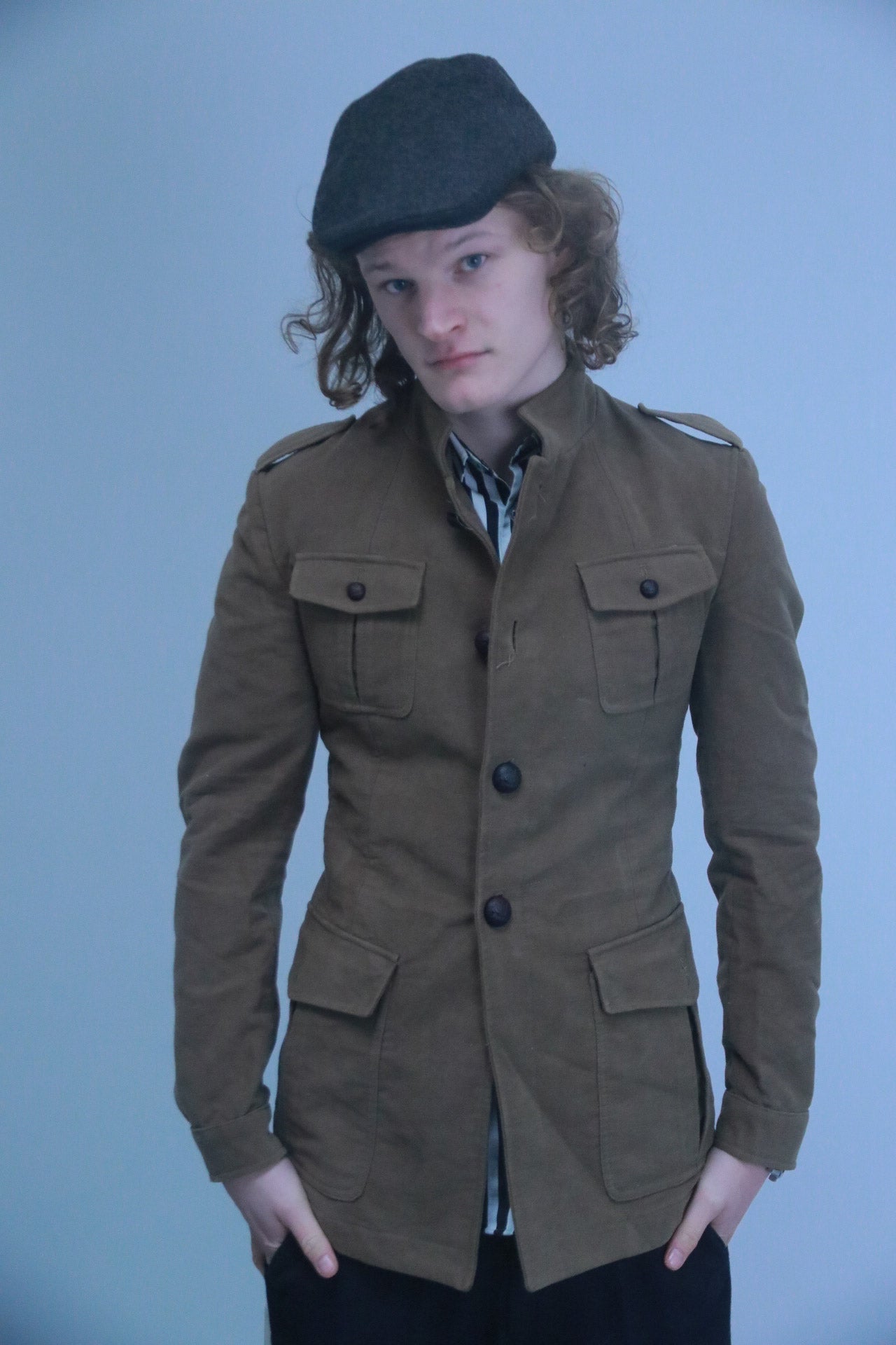 Killister vintage y2k tan military style fitted jacket in size S