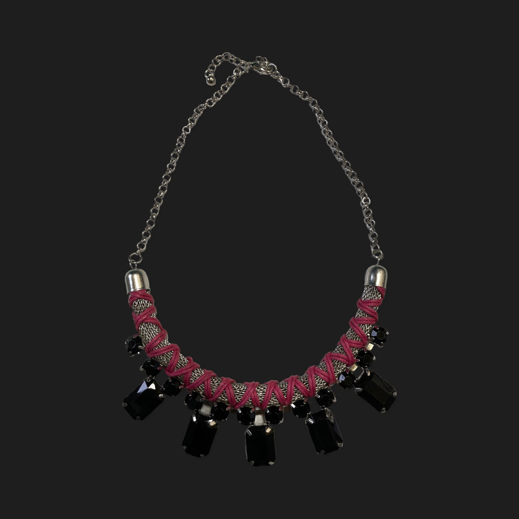 GOAH Pink and black studded womens necklace