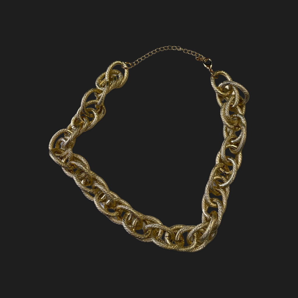 GOAH Gold plated interlocking womens necklace