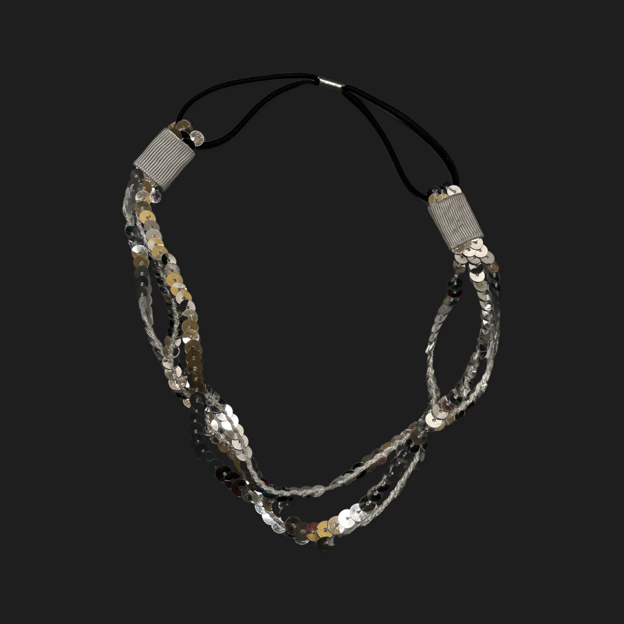 GOAH Silver threaded womens necklace 