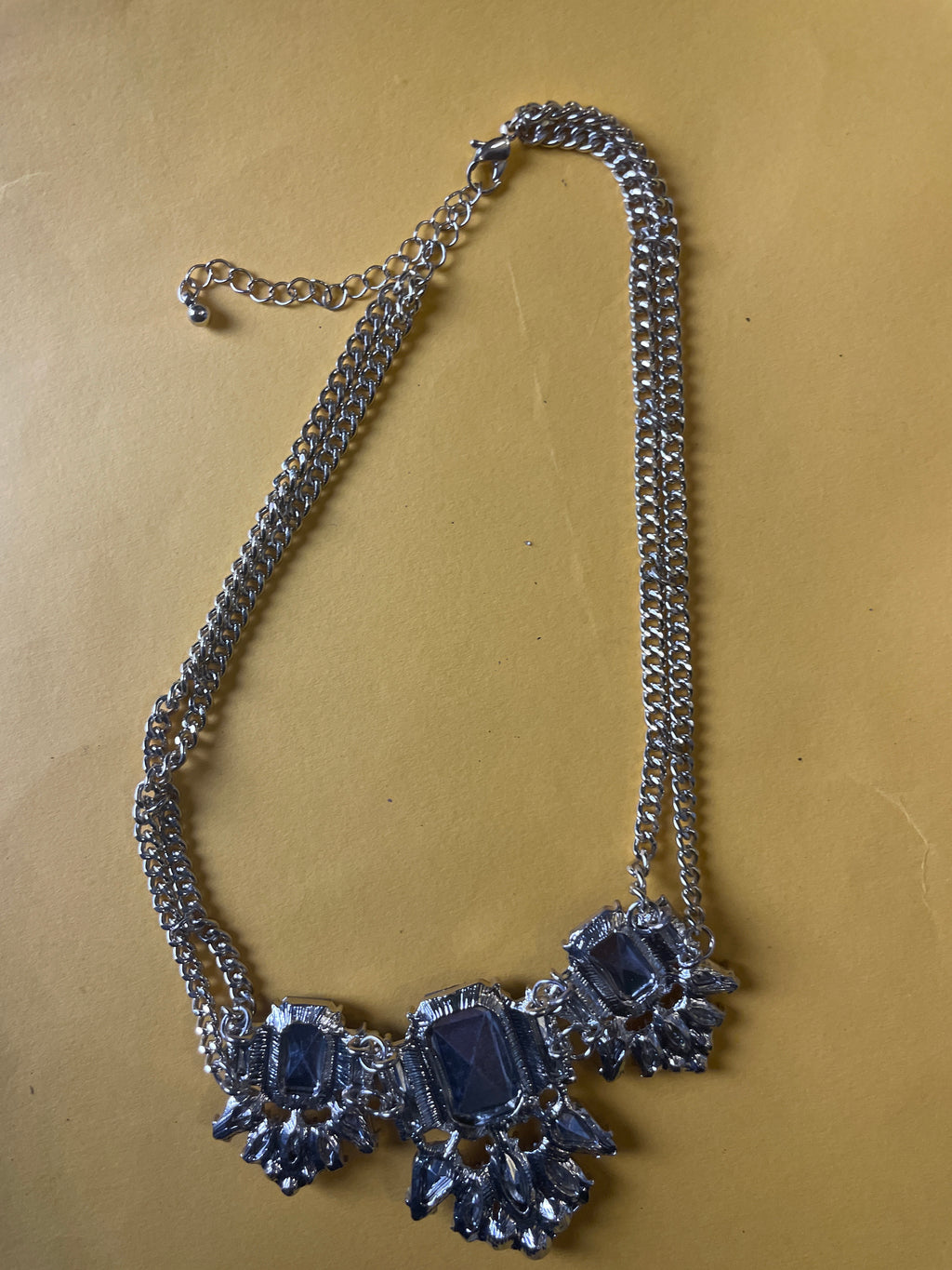 GOAH Silver-plated women's necklace with purple and grey pendant