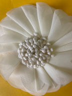 GOAH Flowery white hair clip