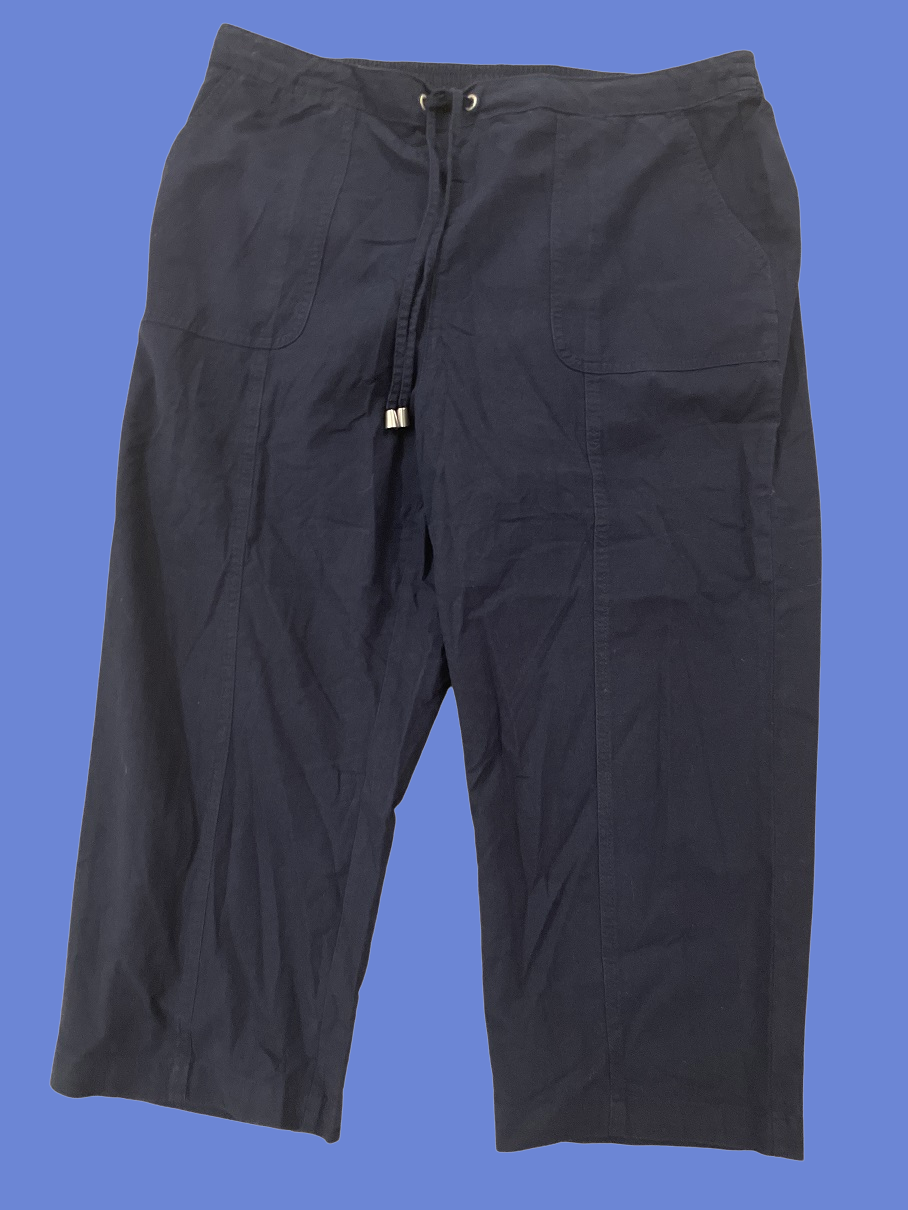 Rubynee Vintage black short in XL