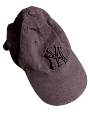 Rubynee Vintage purple new york cap