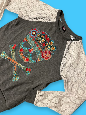 Rubynee Vintage y2k top in grey and white with skull symbol