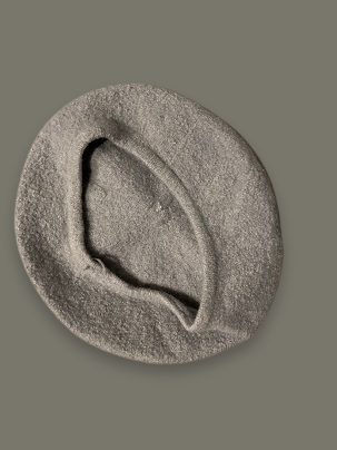 Rubynee Vintage y2k grey beret cap